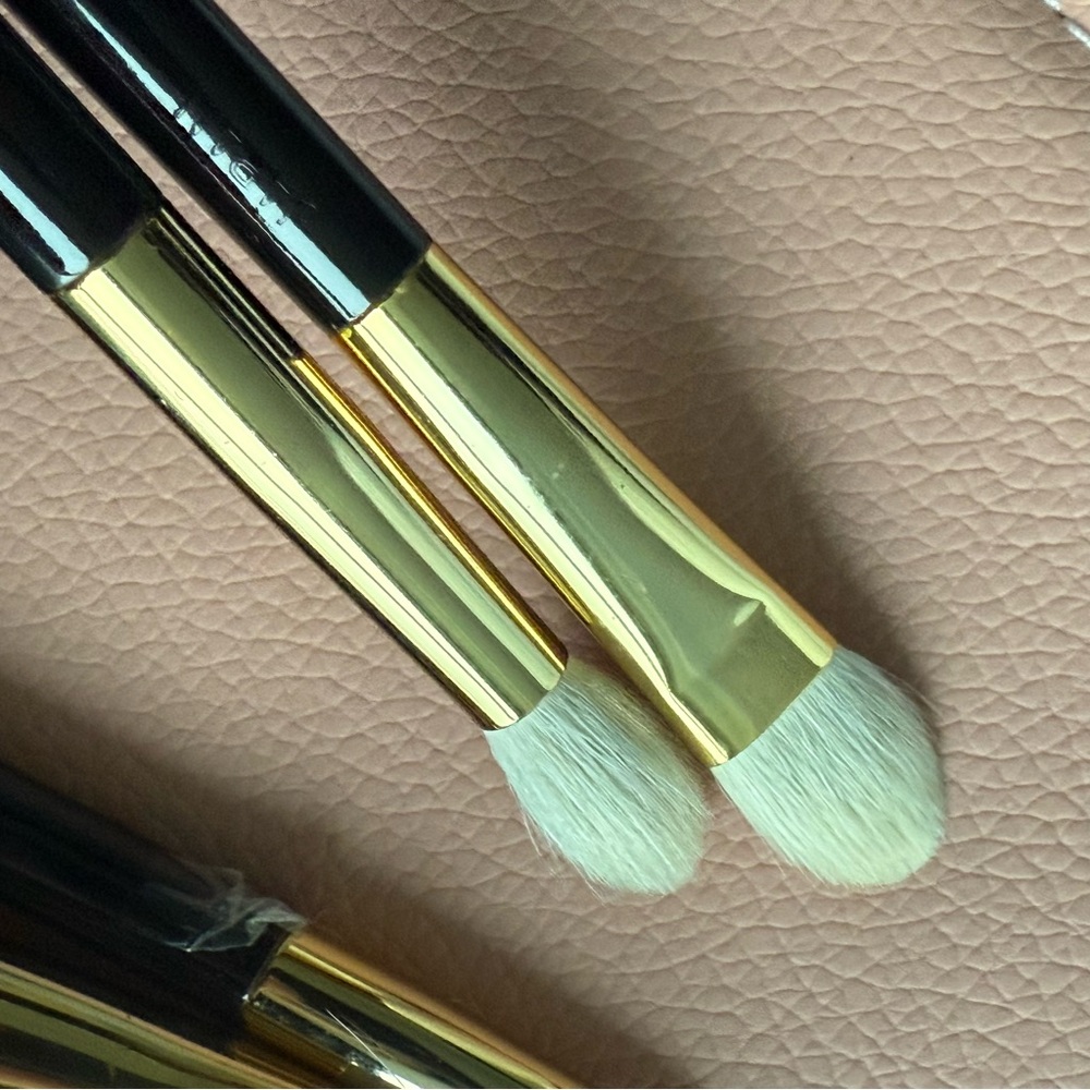 ‼️❤️50% 40% off Tom Ford Makeup Brush Set with Gold Accents